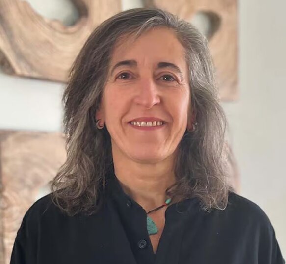 Dr. Carmen Alonso