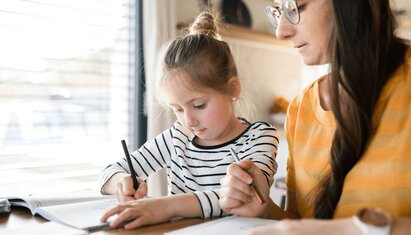 An SLP administers the CELF-4 assessment to a 5-year-old kindergarten student.