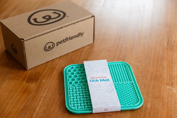 what is a lick mat