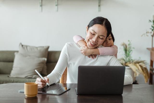 Celebrating Student Parent Month: Common App members making a difference