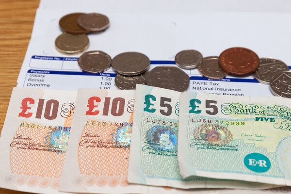 Number of UK high earners paying top tax rate soars as fiscal drag and frozen thresholds expand tax burden.