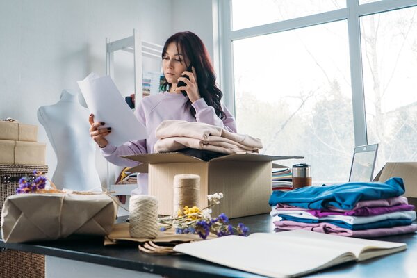 Expert UK tax guidance for consultants and agencies filing returns correctly.