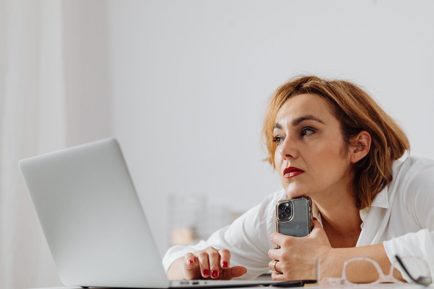 Self Assessment vs Accountant Decision: Which Is Right for You?