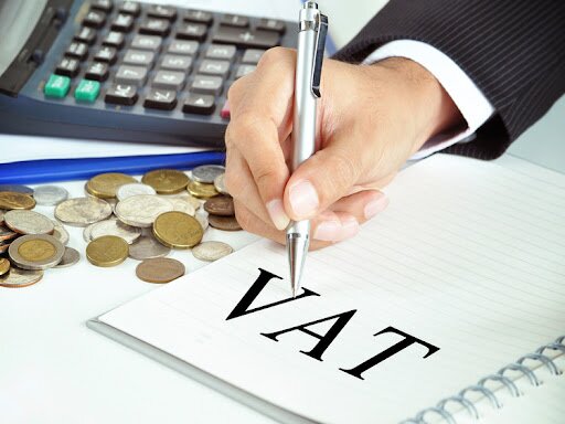 Labour confirms it will not reintroduce VAT-free shopping for overseas visitors, impacting retail and tourism sectors.