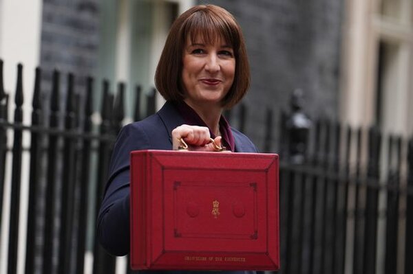  Paul Nowak urges Chancellor Reeves to adopt wealth taxes in the 26 November budget to fund services and counter Reform UK’s rise.