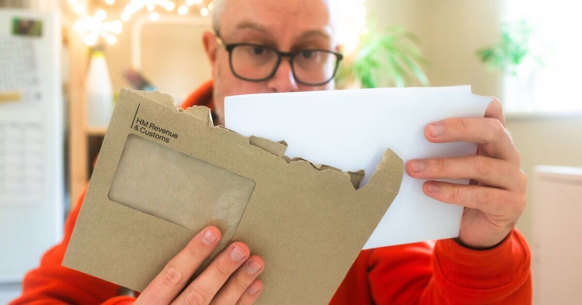 HMRC Apologises After Helpline Outage Ahead Of Filing Deadline