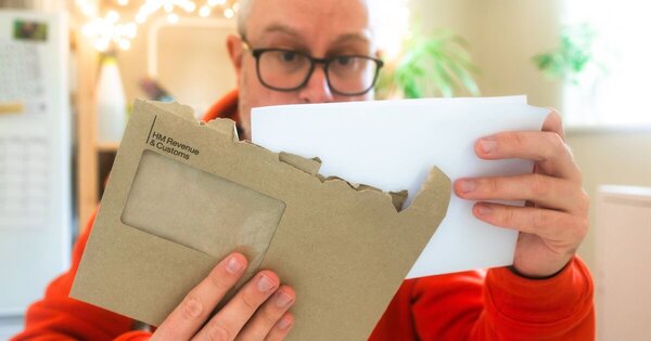 HMRC issues apology following helpline outage as millions approach self-assessment tax deadline, warning of £100 late filing fines.