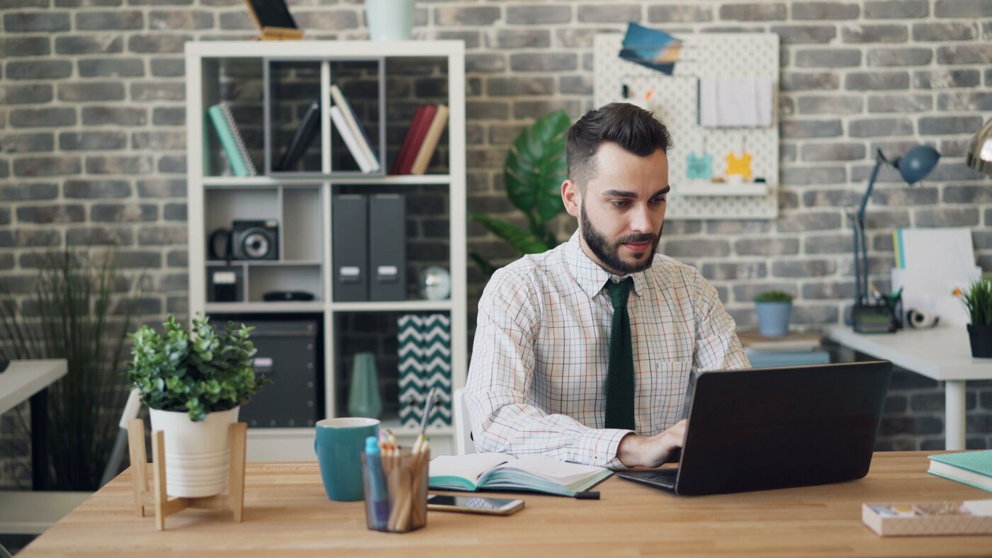 Self Assessment for Company Directors: What to Declare and When