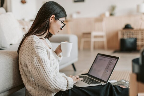 Retained income and tax: learn how keeping profits in your business affects your tax bill and future planning options.
