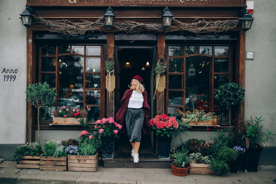 lady outside her shop