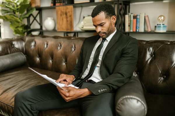 Find trusted accountant in Bromley for tax help. Local experts ready to handle your returns and save you money.