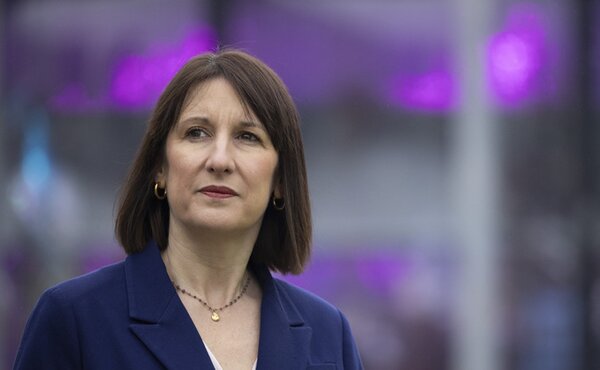  Rachel Reeves, Autumn Budget, Resolution Foundation, motoring tax, pay-per-mile, EV tax, HM Treasury, UK car tax