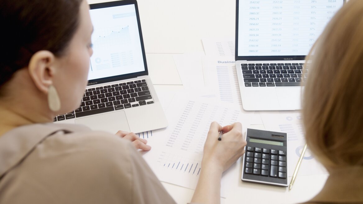 Working out whether side hustle income falls within the new £3,000 Self Assessment reporting threshold