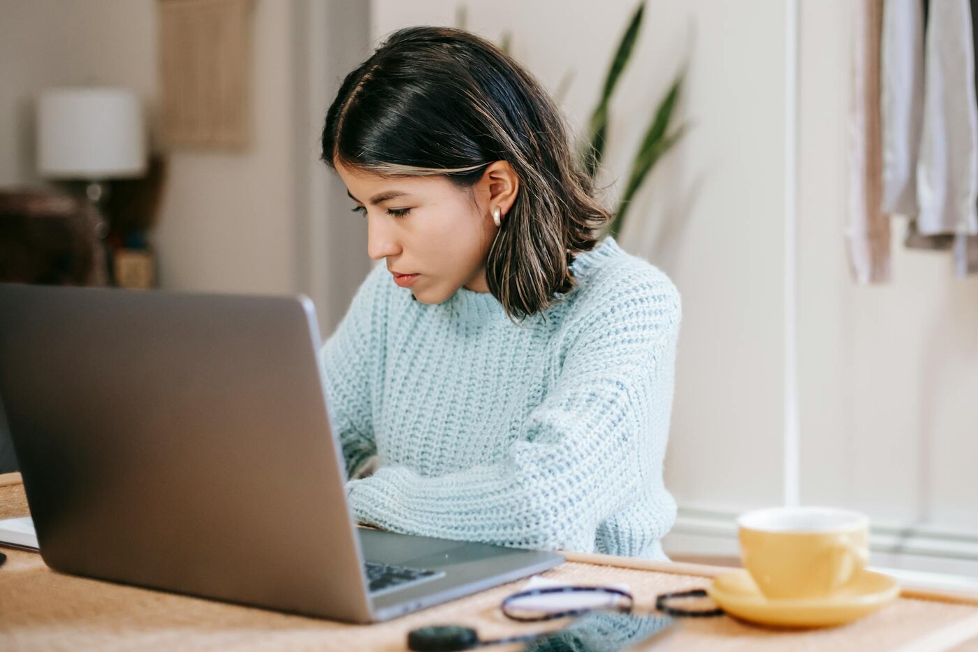 Managing Incomplete Expenses: Identifying and Addressing Missing Data