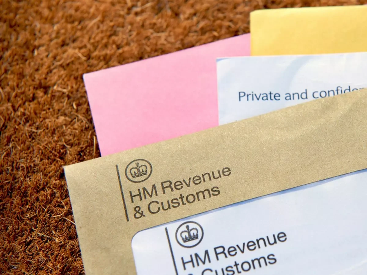 HMRC deploys AI to detect tax fraud via social media posts