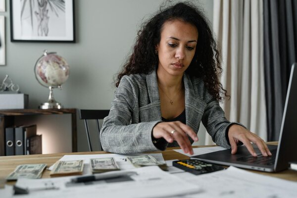 Professional accountant in Argyll and Bute: tax experts offering advice, returns, and bookkeeping. Get trusted local accounting support today.