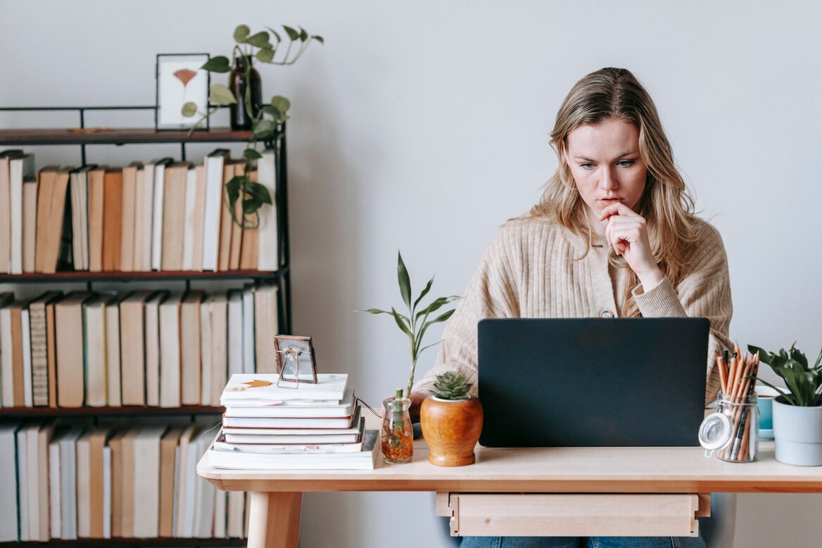 Trustee reviewing and completing an inheritance tax account ahead of the trust’s ten-year anniversary, with deadlines highlighted.