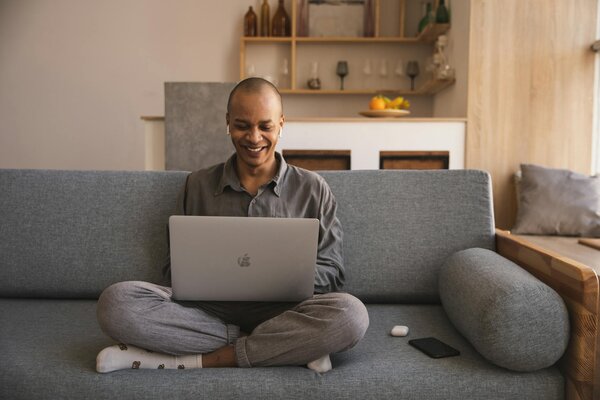 Find trusted accountants in East Dunbartonshire for tax returns, business accounts, and personal finance advice, supported by digital tools like the Pie app.