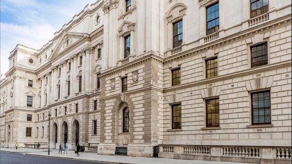 Government Make Work Pay proposals could reshape pay, regulation, and choice for UK contractors and umbrella company workers.