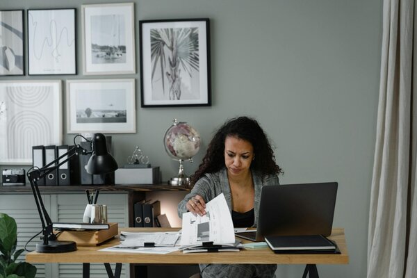 Expert accountant in Dorset offering tax services, bookkeeping and compliance. Local support for businesses and individuals. Try Pie’s tax app for Dorset residents today.
