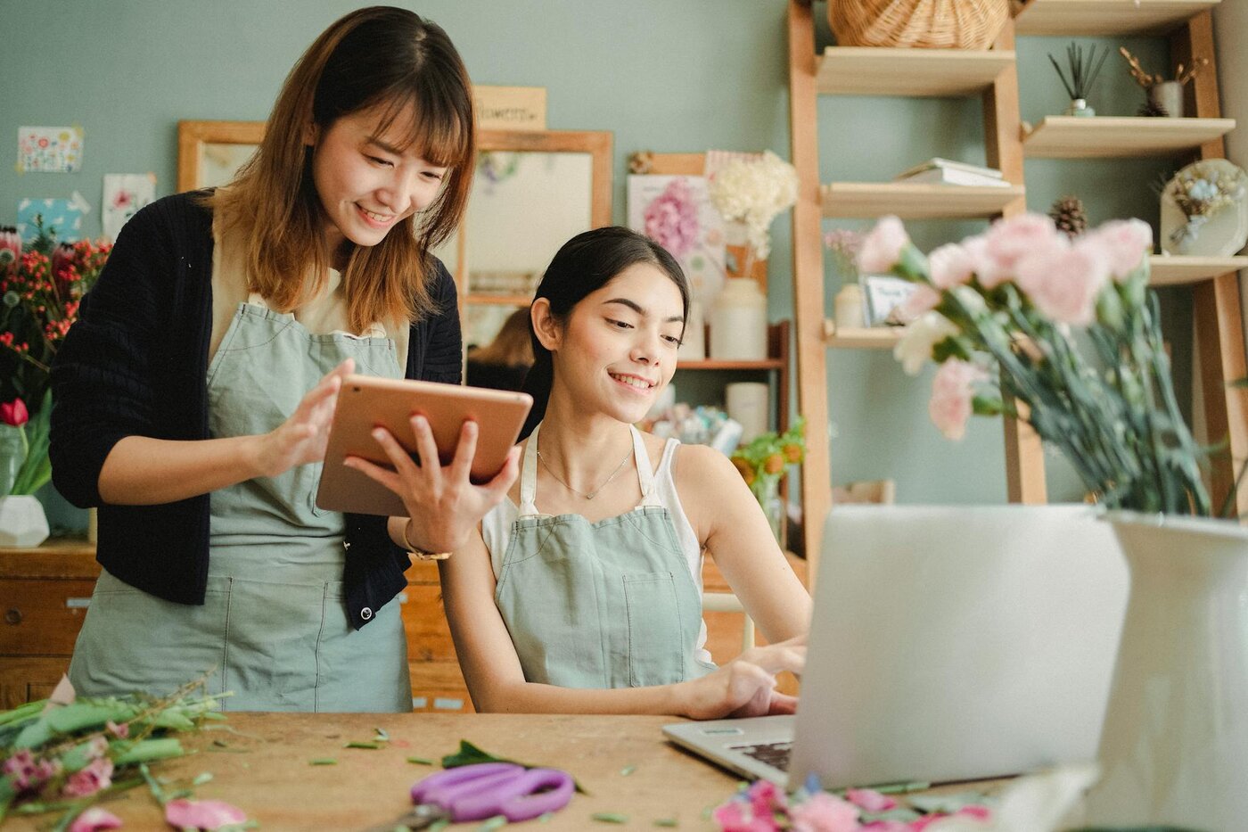 Understanding Sole Trader Meaning for UK Tax