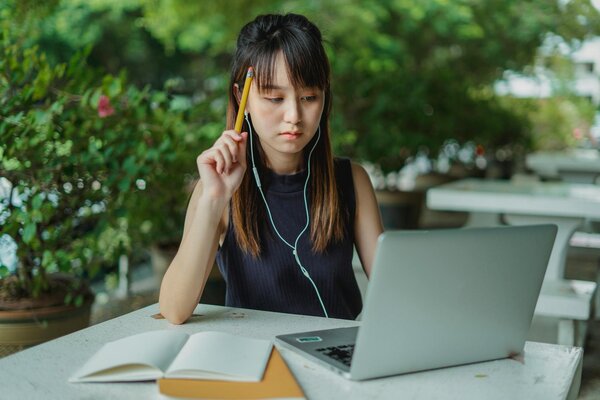 Dividend allowance UK 2026 tax rules explained simply. Find current rates, exemptions, and smart tax planning strategies for your investments.