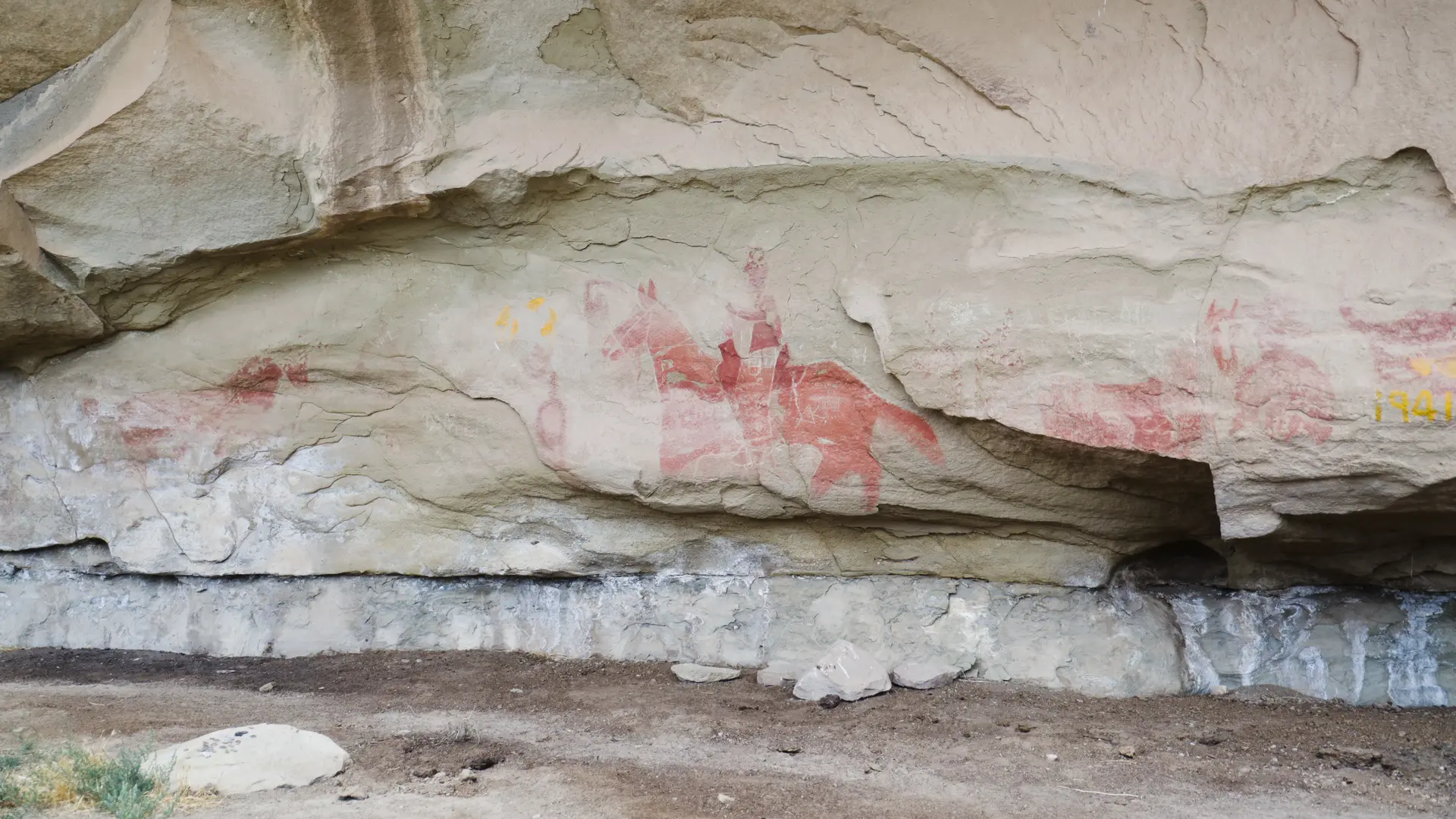 Red ochre paintings. Photo: Ziyi Xu, Rocky Mountain PBS