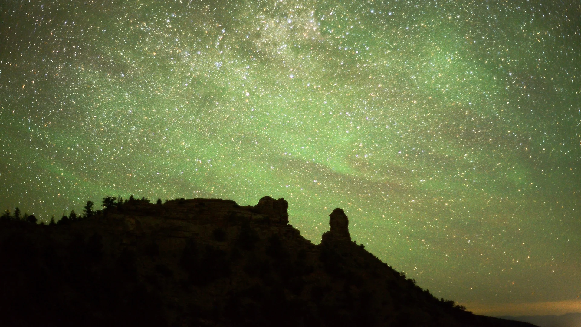 Green airglow visible at Chimney Rock National Monument. Photo courtesy of Howard Rowe