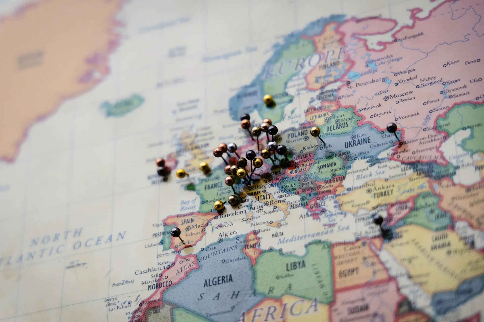 A pin map hanging on the Presbyterian Annex wall illustrates the worldly visitors who pass through the Trail Hiker Center. Photo: Chase McCleary, Rocky Mountain PBS