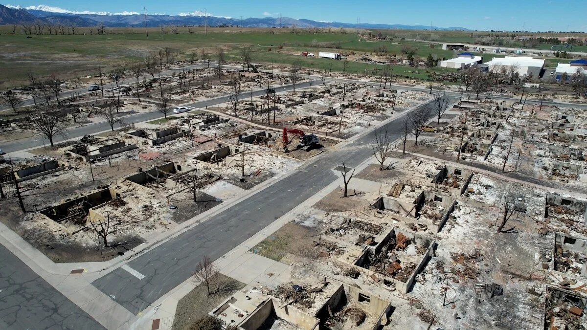 The Boulder County Marshall Fire in December 2021, Colorado’s most destructive in terms of number of homes lost, ignited in part from a faulty ignition line. Photo: Jeremy Moore, Rocky Mountain PBS