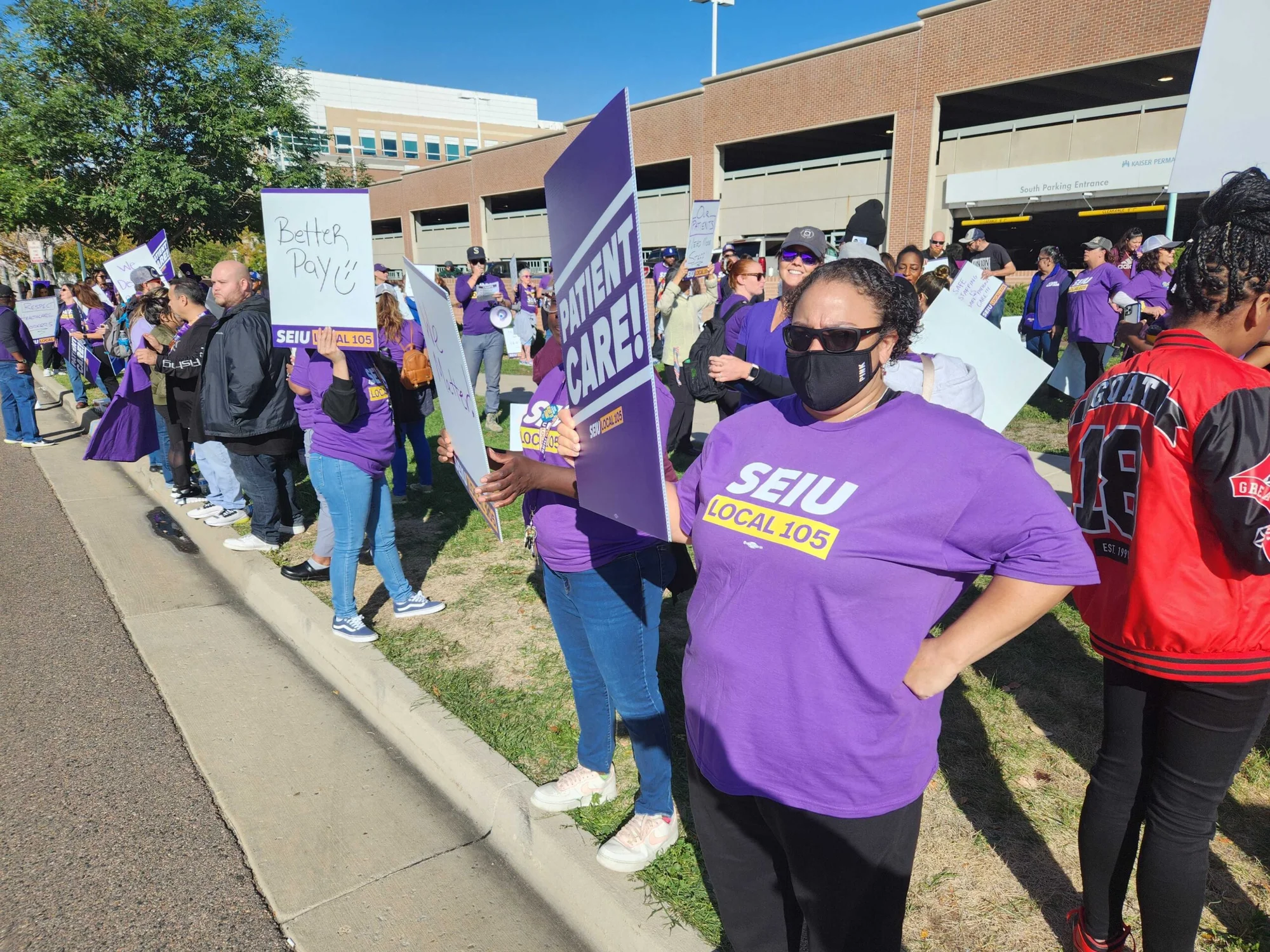 Democrats are hoping to bring forward a bill that would make it easier for Colorado companies to unionize. Pictured here, Kaiser Permanente workers strike in Oct. 2023. Photo: Matt Bloom, CPR News