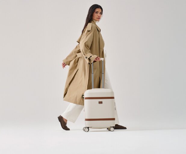 Travel is love Samsonite