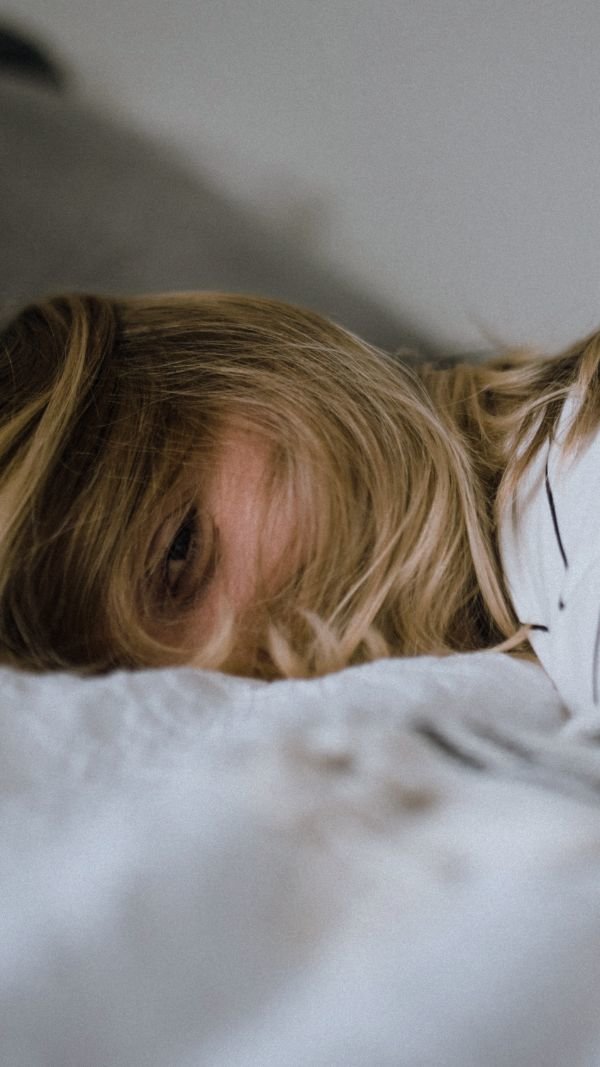 A Deep Dive into the Stages of Sleep: Mastering Your Sleep Cycle