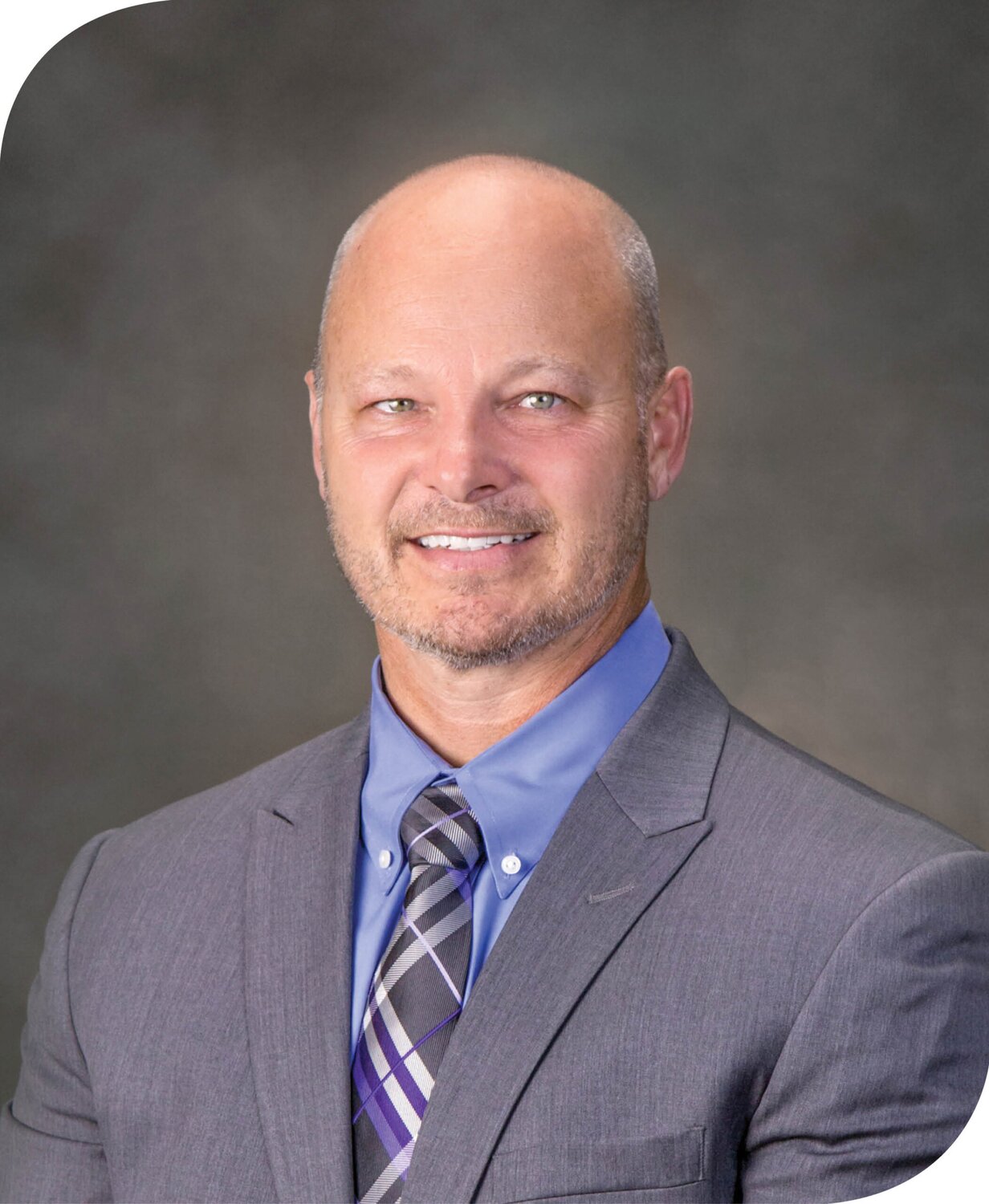 Headshot of David Hoppe