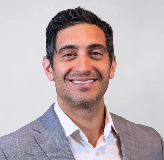 Headshot of Kaveh Ebrahimi