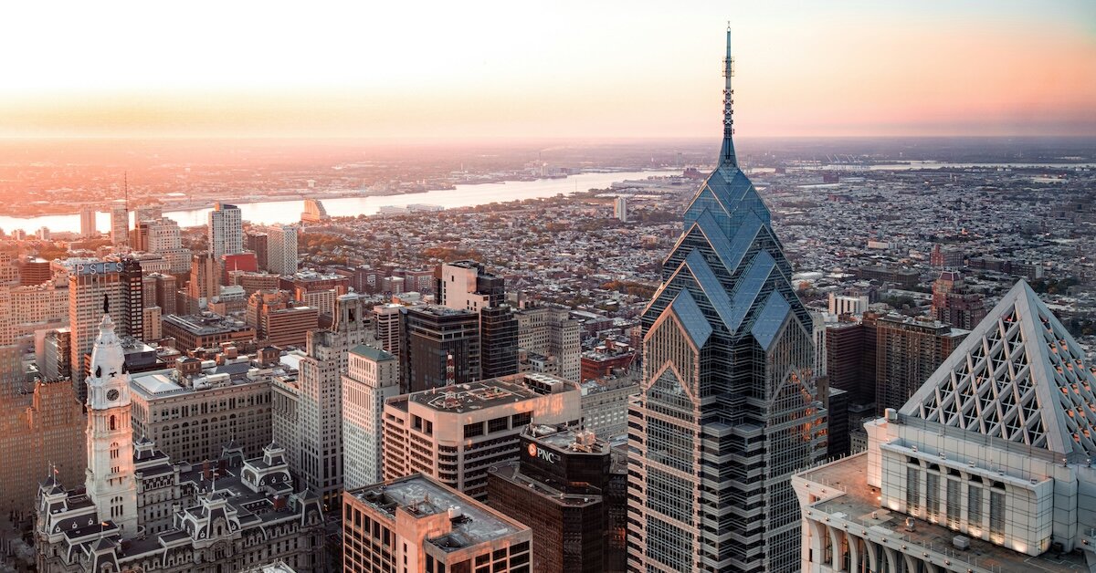 The downtown skyline of Philadelphia at dusk