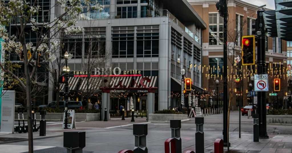 A retail shopping center in Downtown Salt Lake City