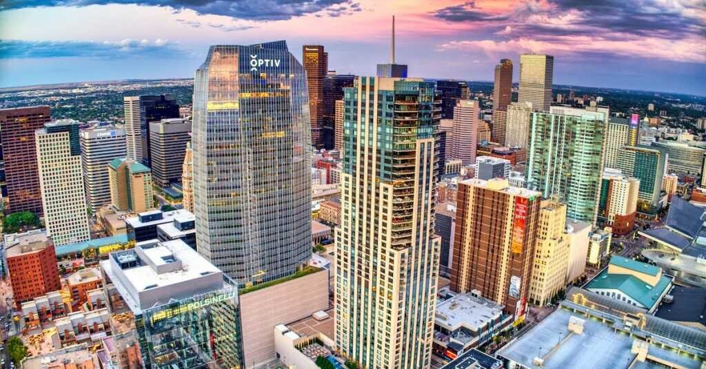 the skyline of downtown Denver, CO