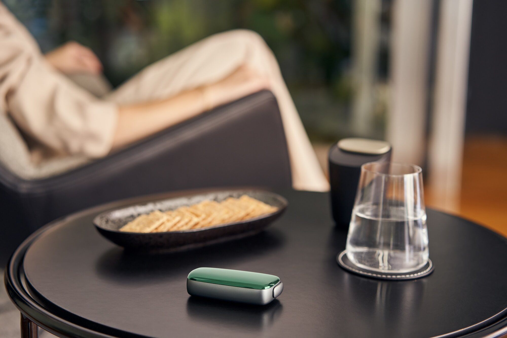 Ploom X lifestyle shot 6