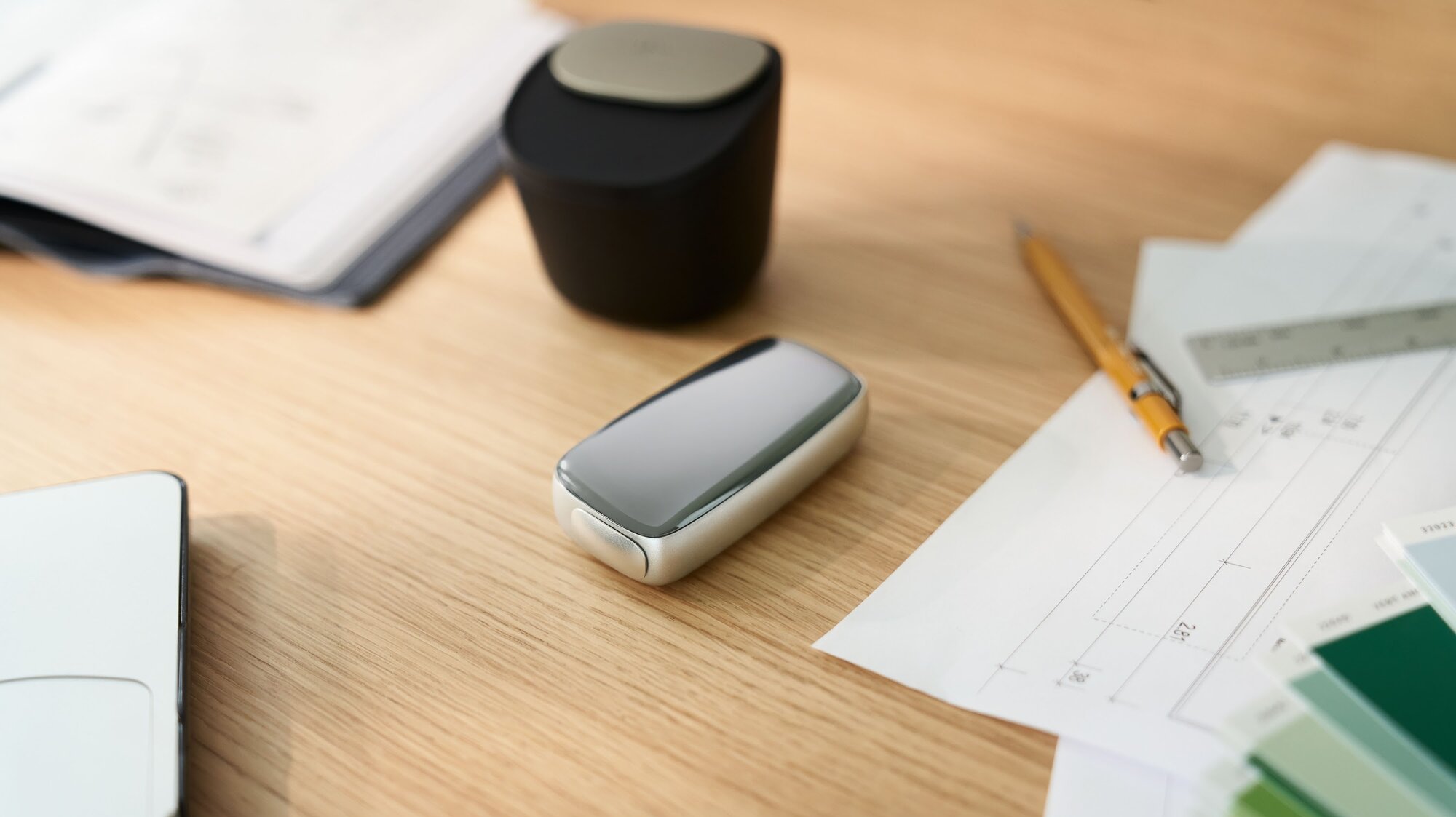 Ploom X lifestyle shot 6