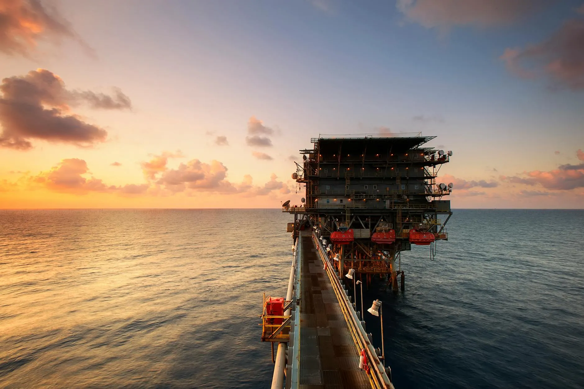 The Strait of Hormuz – a deep dive 