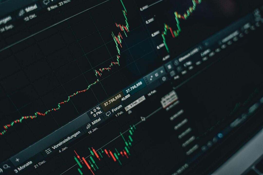 Week Ahead: Triple focus - Brent, EURUSD and US500 in the spotlight