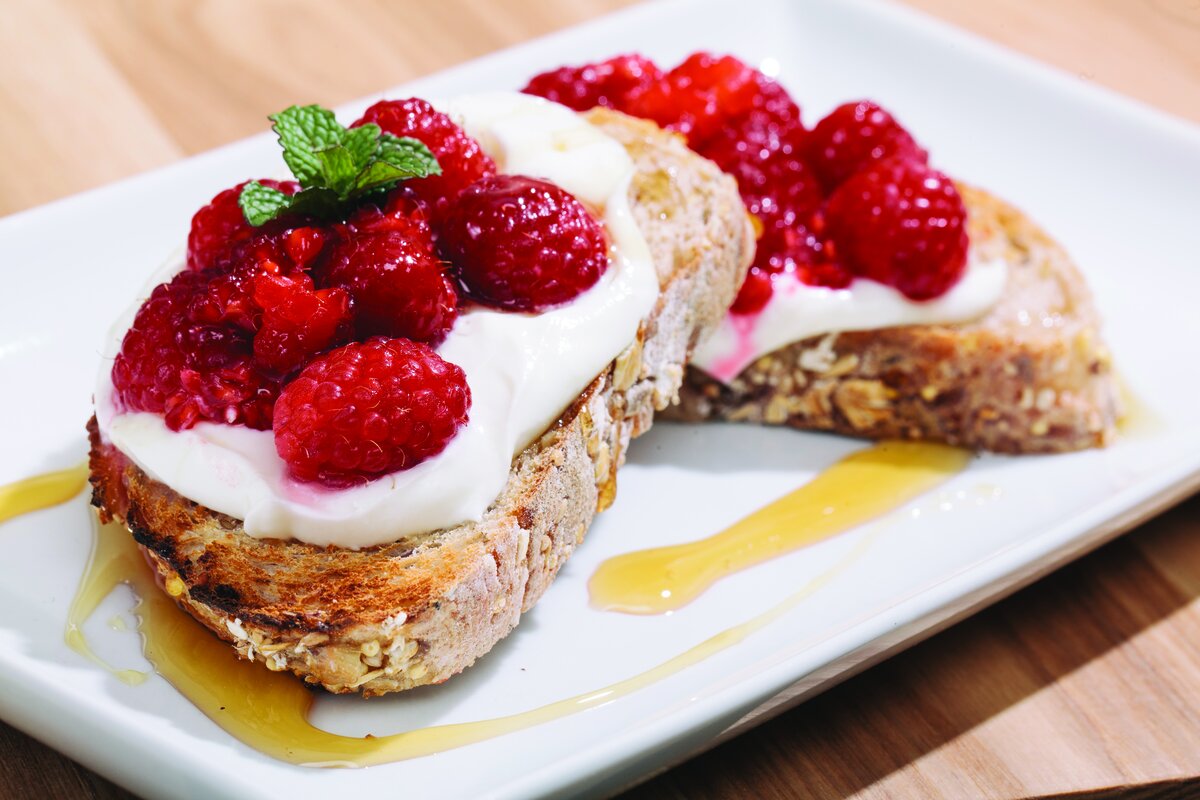 embrace dinnerware