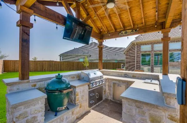 Outdoor Kitchens — reference imagery