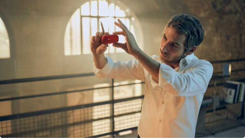 Displayed is a Ploom device with insight view. 