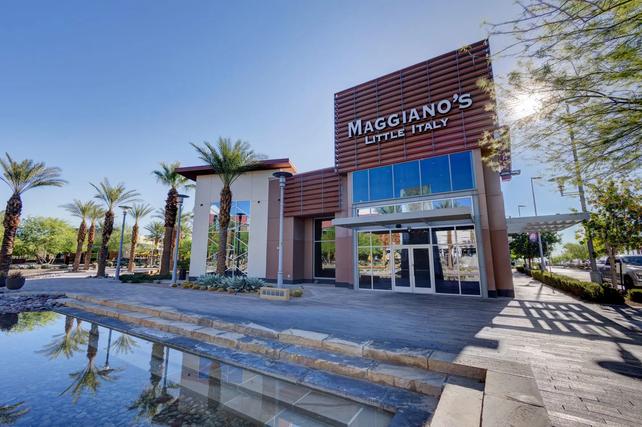 Maggiano's Summerlin exterior