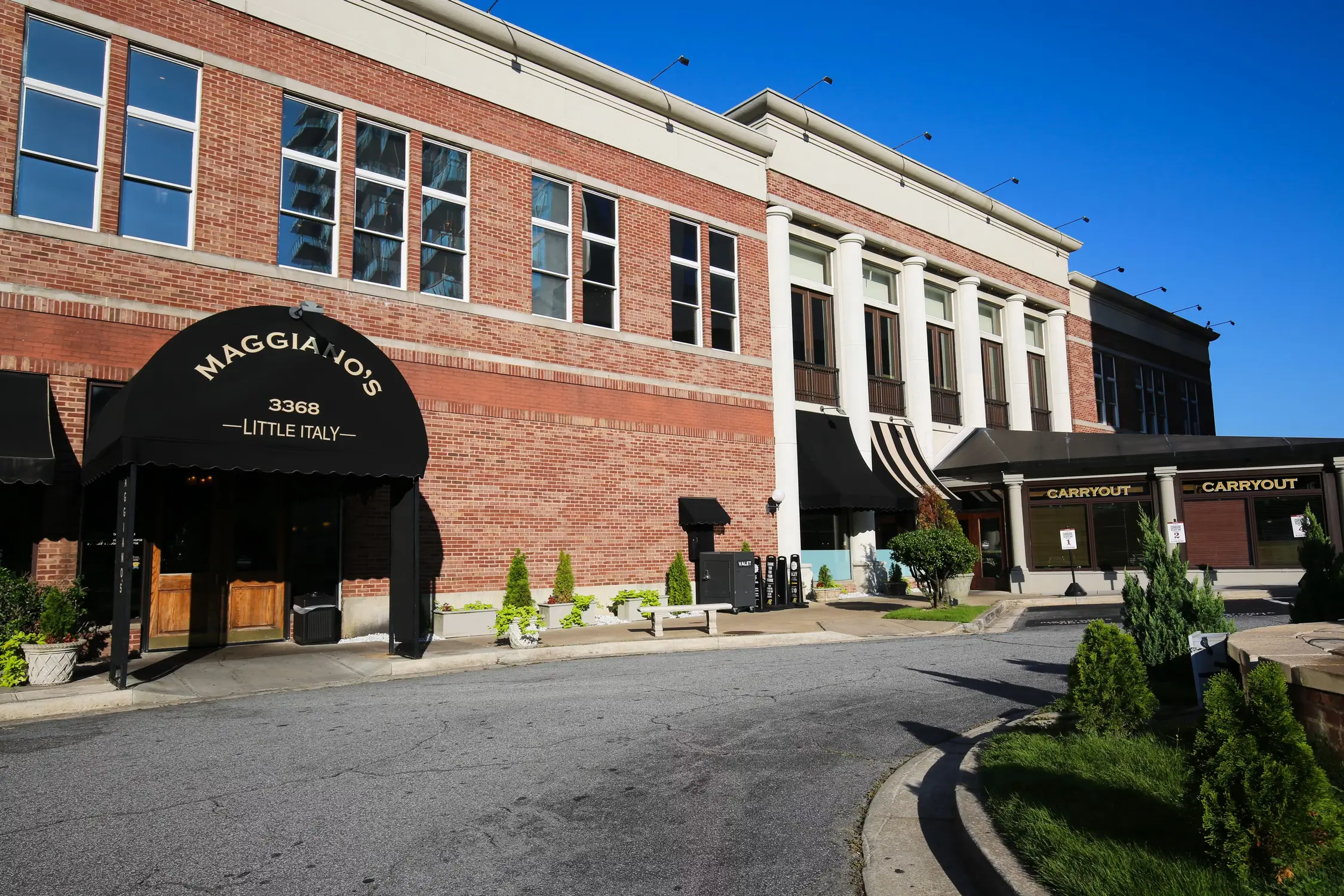 Maggiano's Buckhead exterior