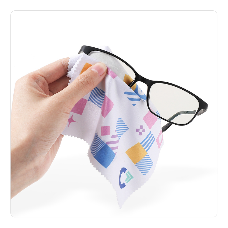 Custom Microfiber Glasses / Screen Cleaning Cloth (6