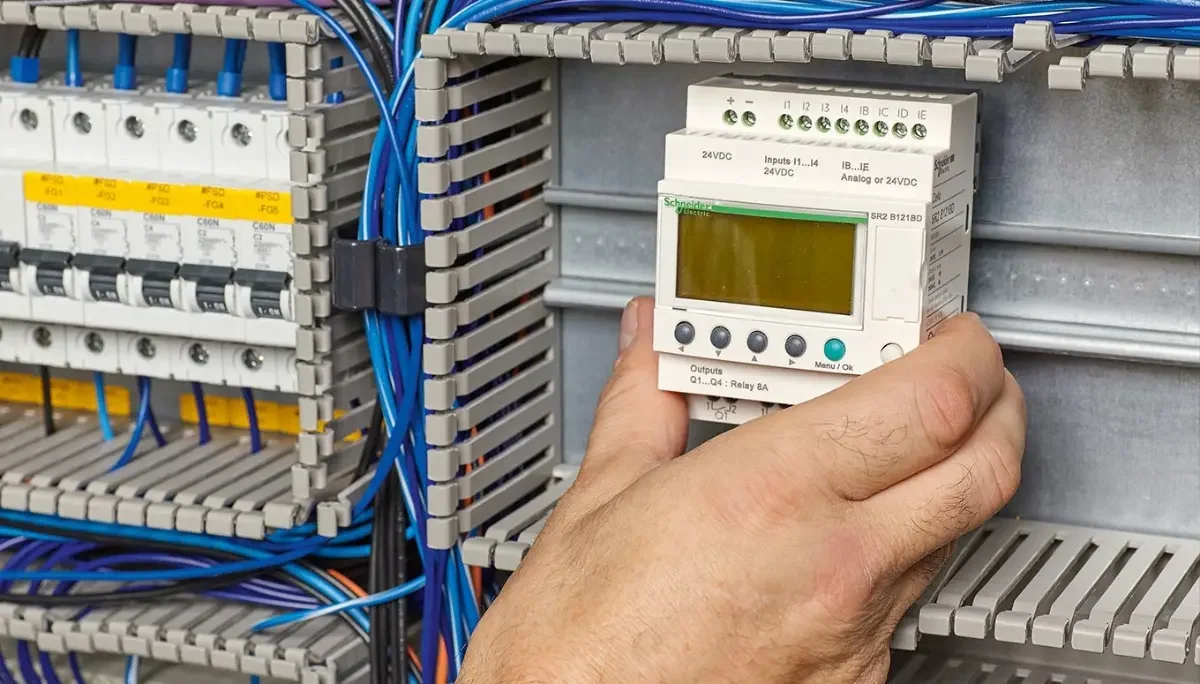 Zelio Relays