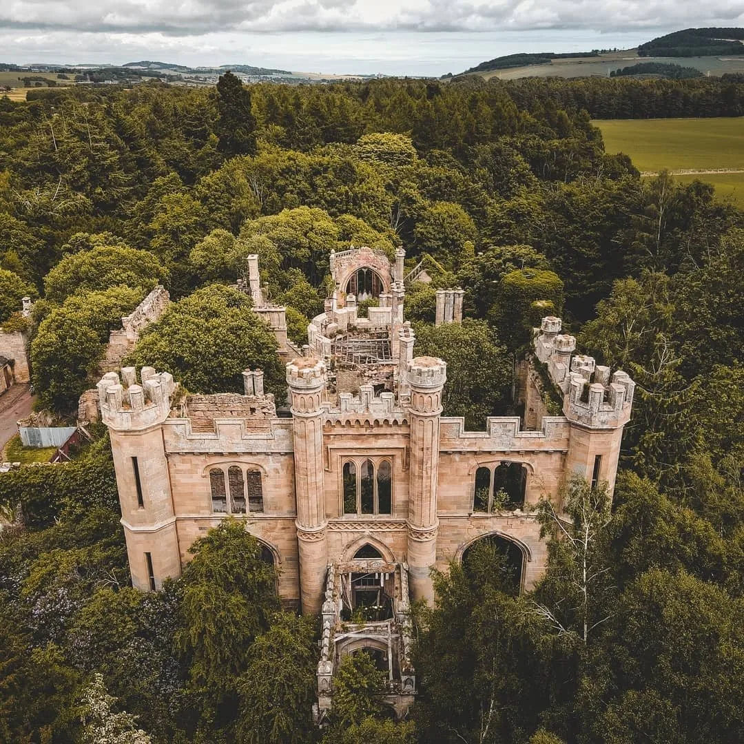Crawford Priory’s Ghostly Menagerie
